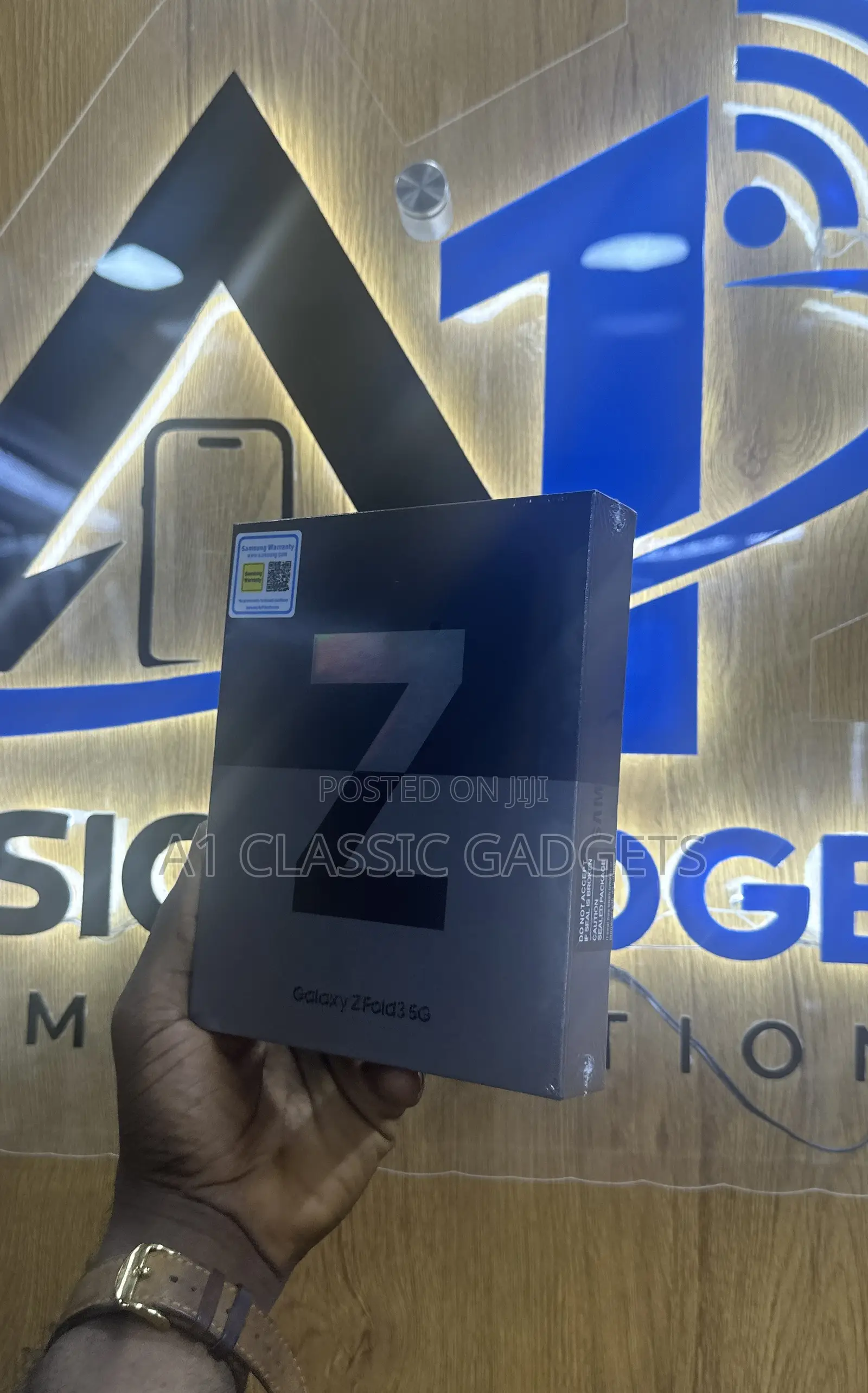 New Samsung Galaxy Z Fold3 5G 256 GB Black