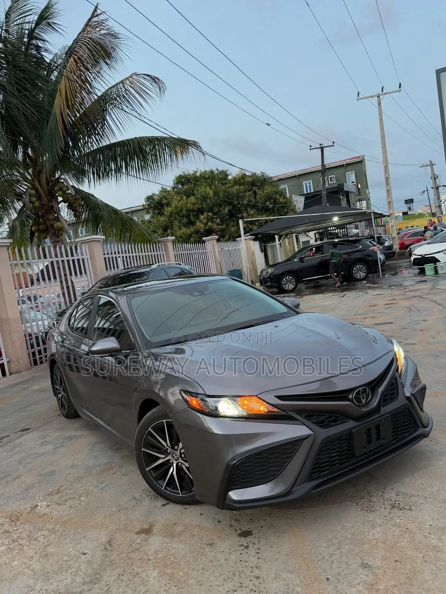 Toyota Camry 2024 Gray