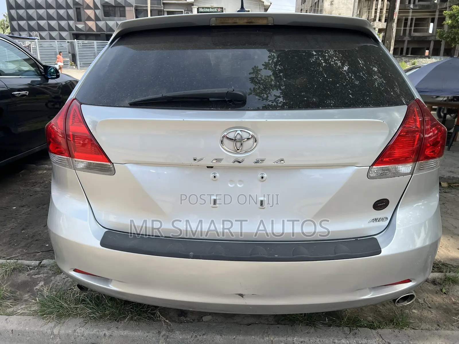 Toyota Venza XLE 2010 Silver