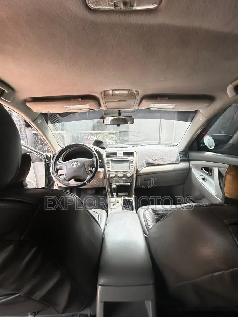 Toyota Camry 2011 Green