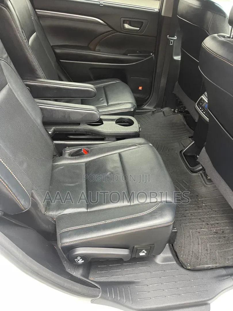 Toyota Highlander Limited Platinum 4x4 V6 (3.5L 6cyl 8A) 2017 White