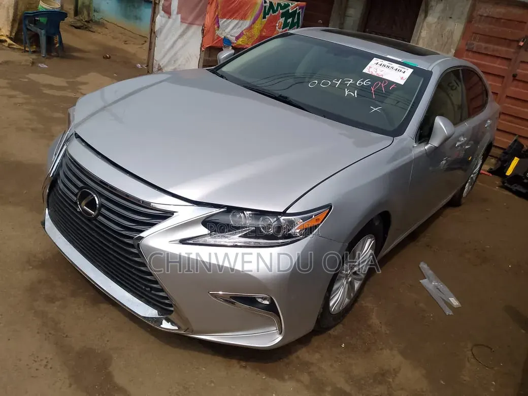 Lexus ES 2016 Silver