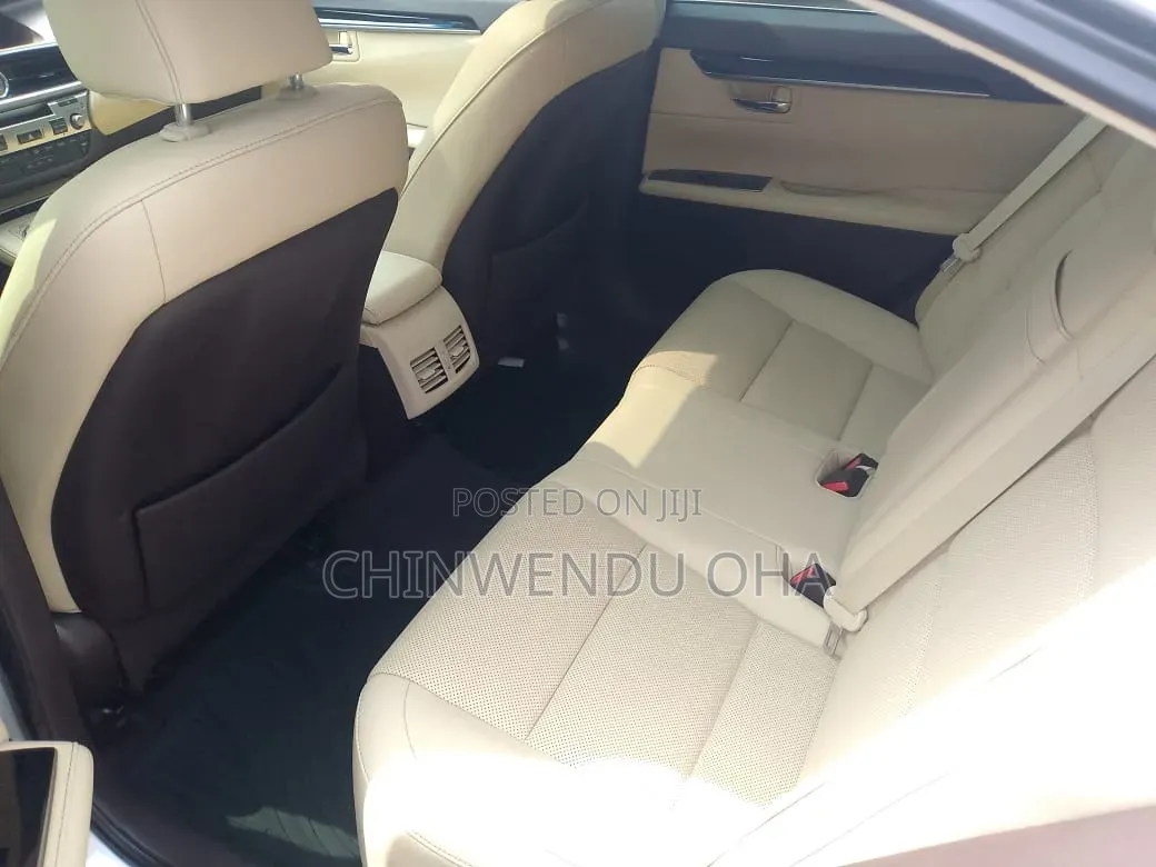 Lexus ES 2016 Silver
