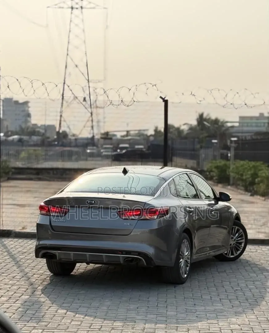 Kia Optima SXL Turbo Sedan FWD (2.0L 4cyl 6A) 2016 Gray
