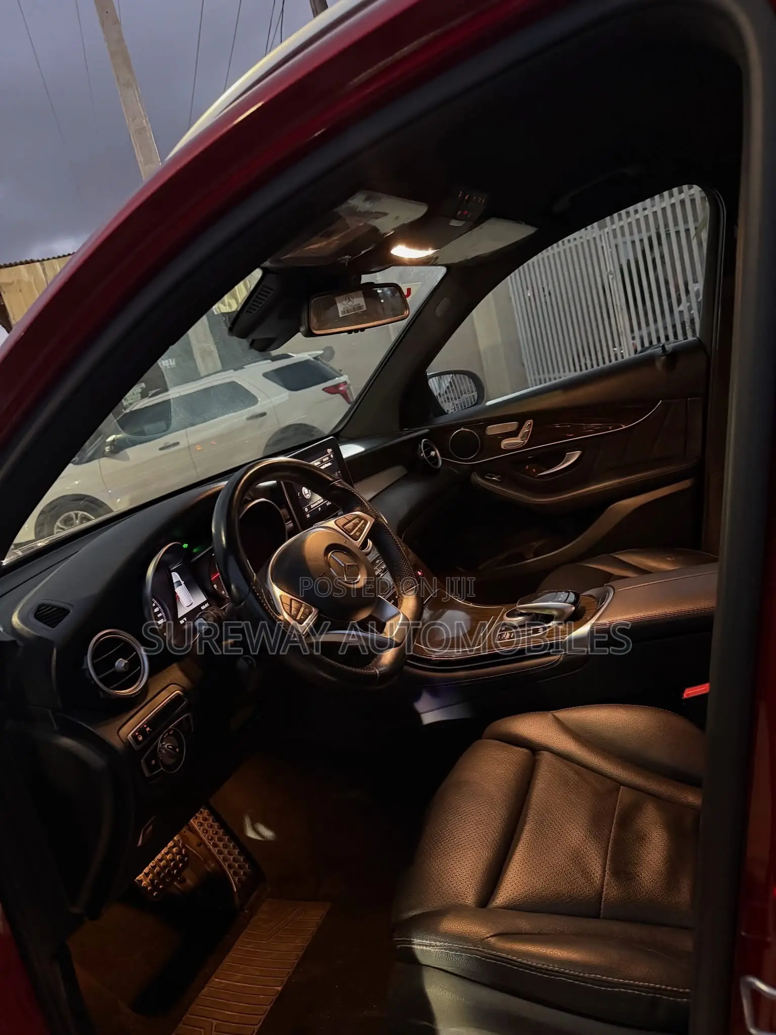 Mercedes-Benz GLC-Class 2019 Red