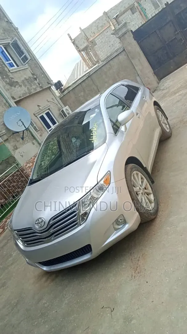 Toyota Venza 2012 Silver