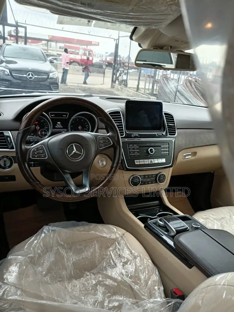 Mercedes-Benz GLE-Class GLE 350 2017 White