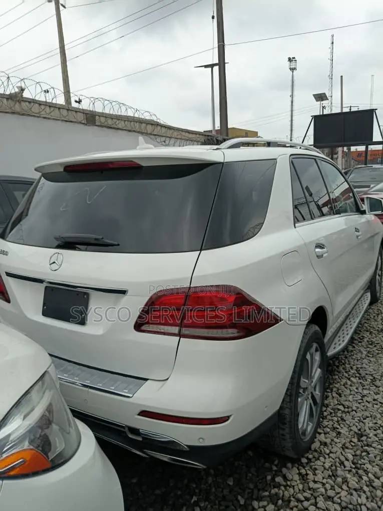 Mercedes-Benz GLE-Class GLE 350 2017 White
