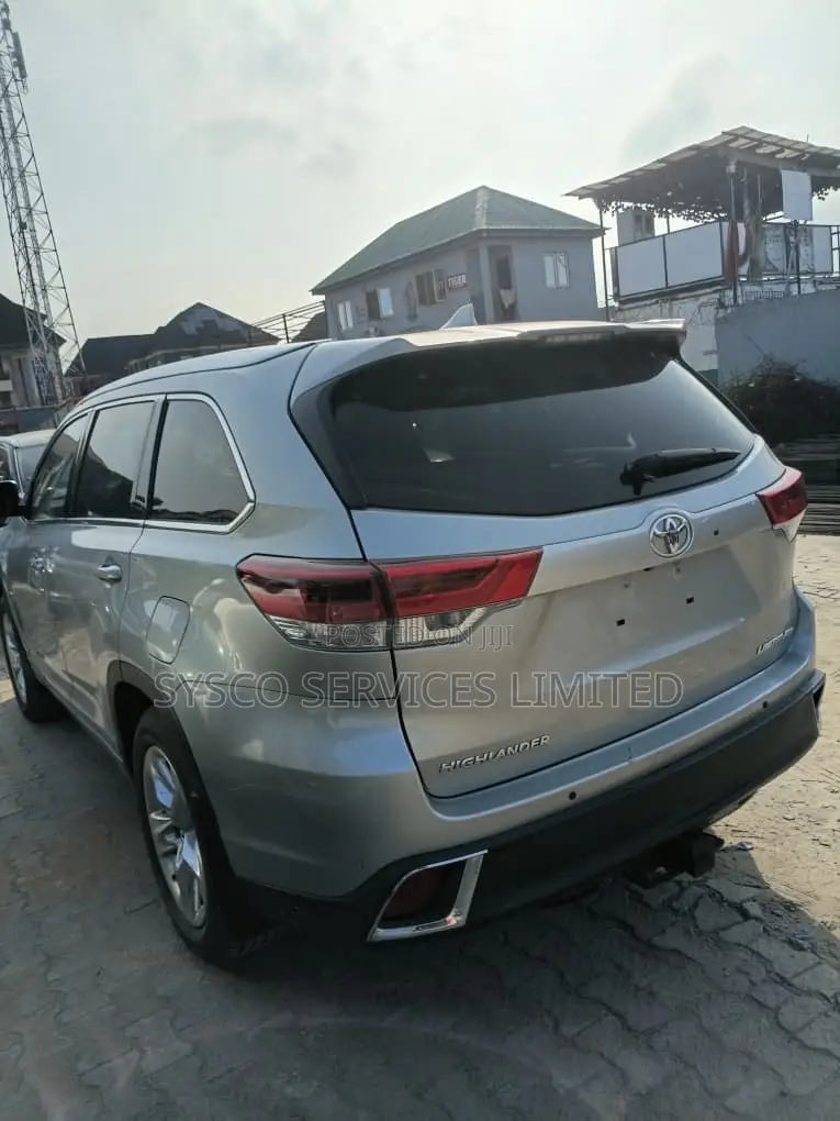 Toyota Highlander 2017 Gray