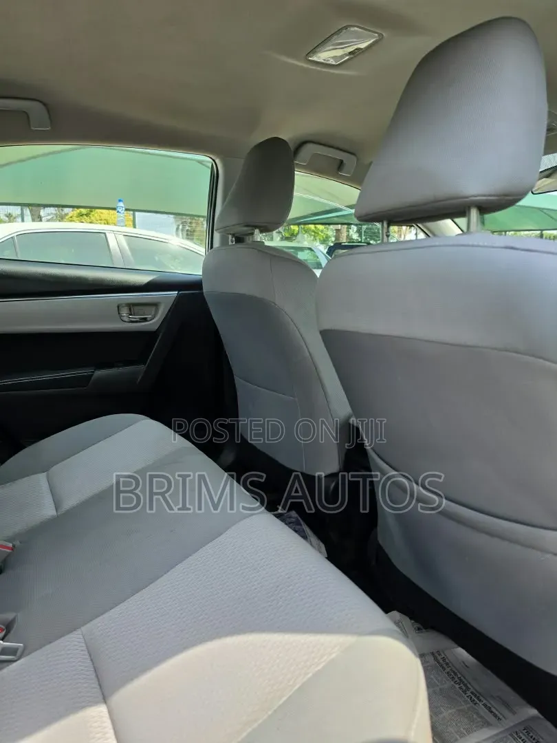 Toyota Corolla 2015 Green