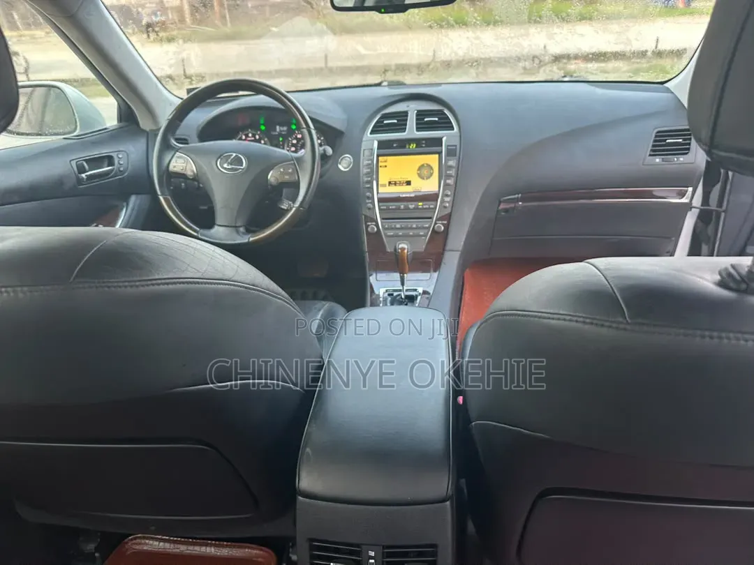 Lexus ES 350 2011 Silver
