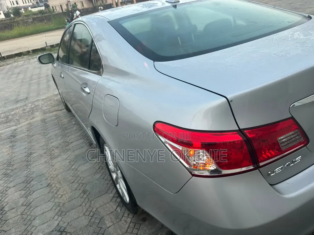 Lexus ES 350 2011 Silver