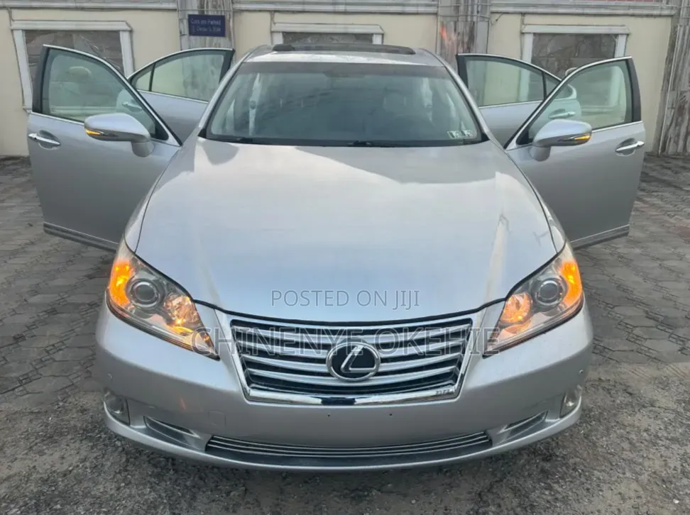 Lexus ES 350 2011 Silver