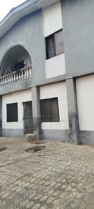 3bdrm Block of Flats in Celestial Road, Abaranje for sale