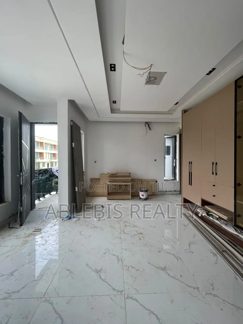 5bdrm Duplex in Lekki Phase 1 for sale
