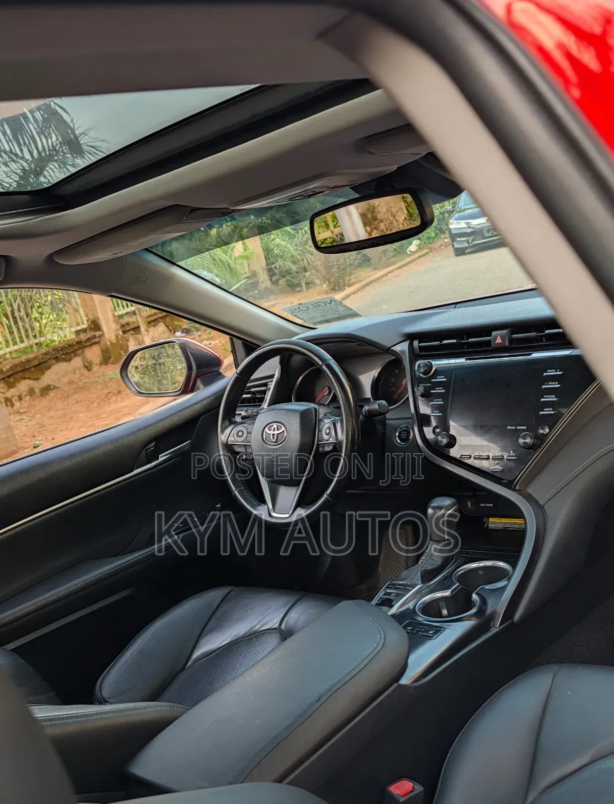 Toyota Camry XSE (2.5L 4cyl 8A) 2019 Red
