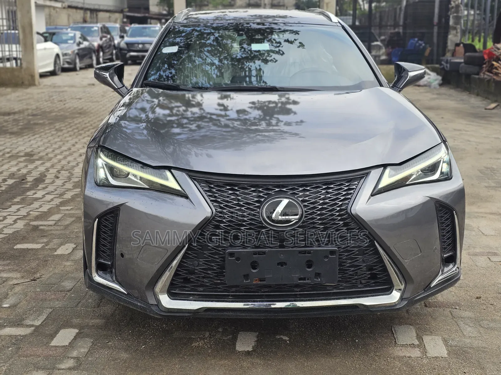 Lexus UX 200 2021 Gray