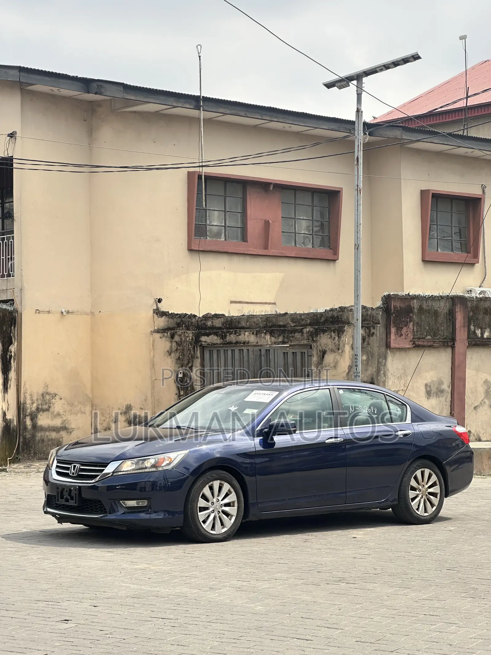 Honda Accord EX-L 4dr Sedan FWD (2.4L 4cyl 2A) 2013 Blue