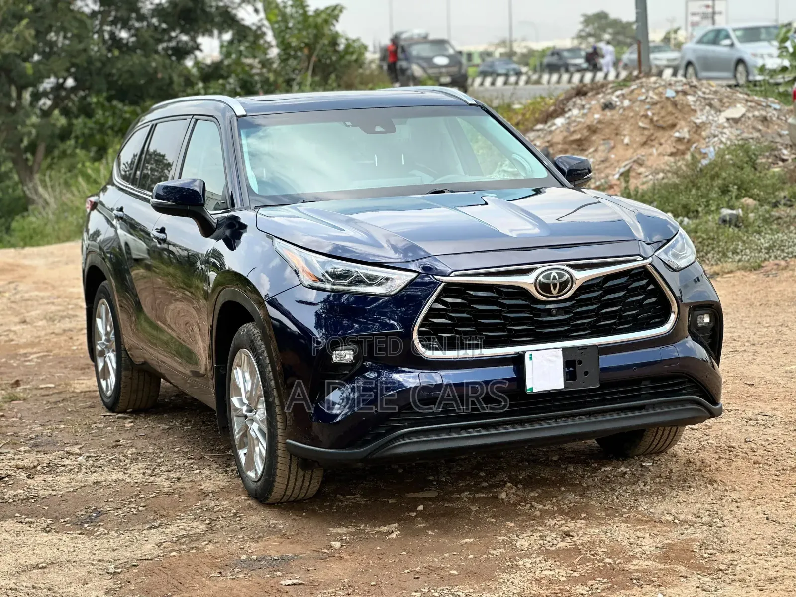 Toyota Highlander Limited 2021 Blue