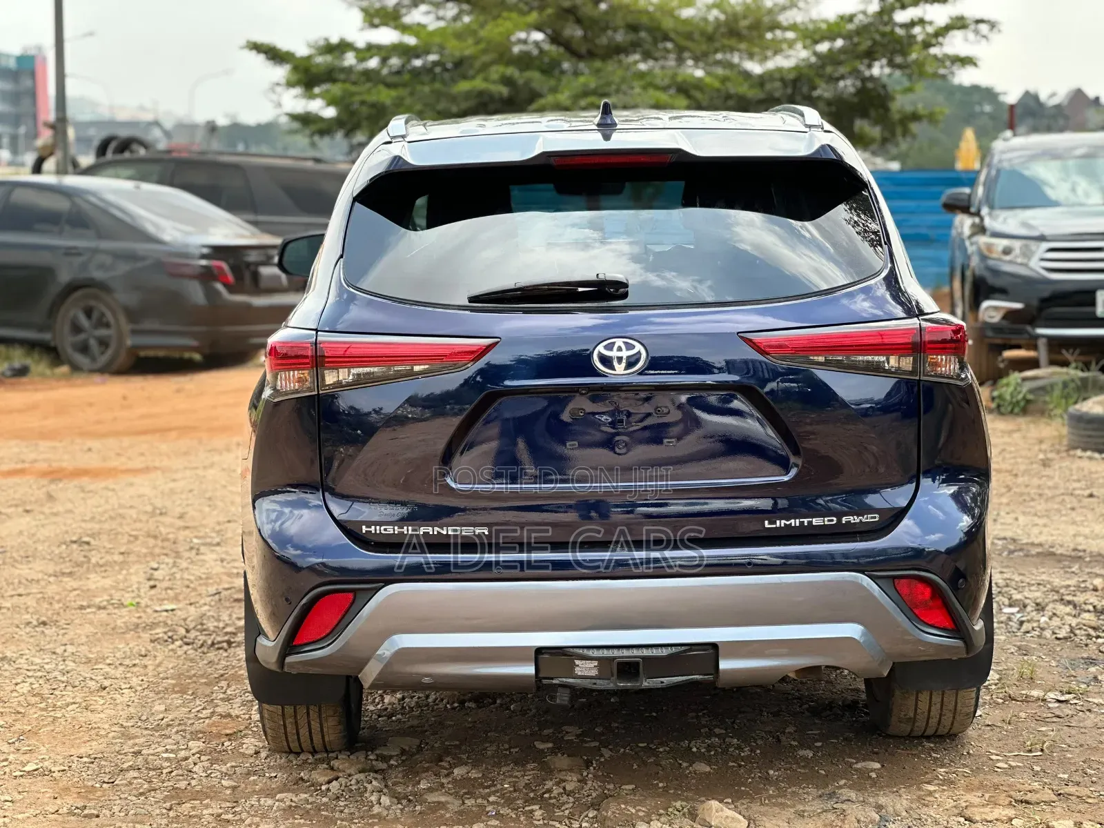 Toyota Highlander Limited 2021 Blue