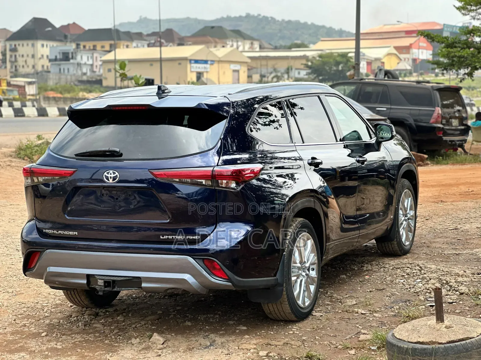 Toyota Highlander Limited 2021 Blue