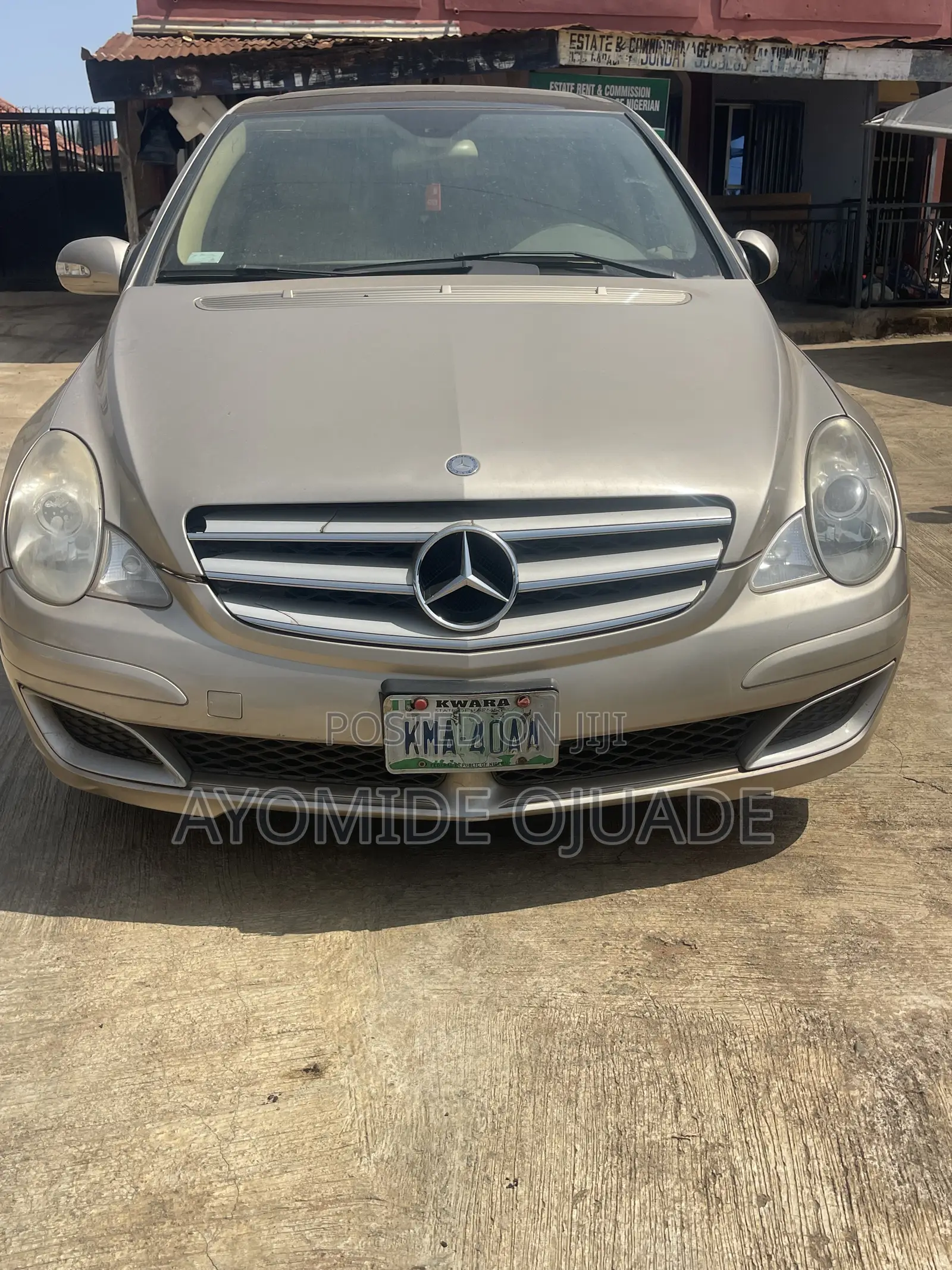 Mercedes-Benz R-Class 2008 Gold