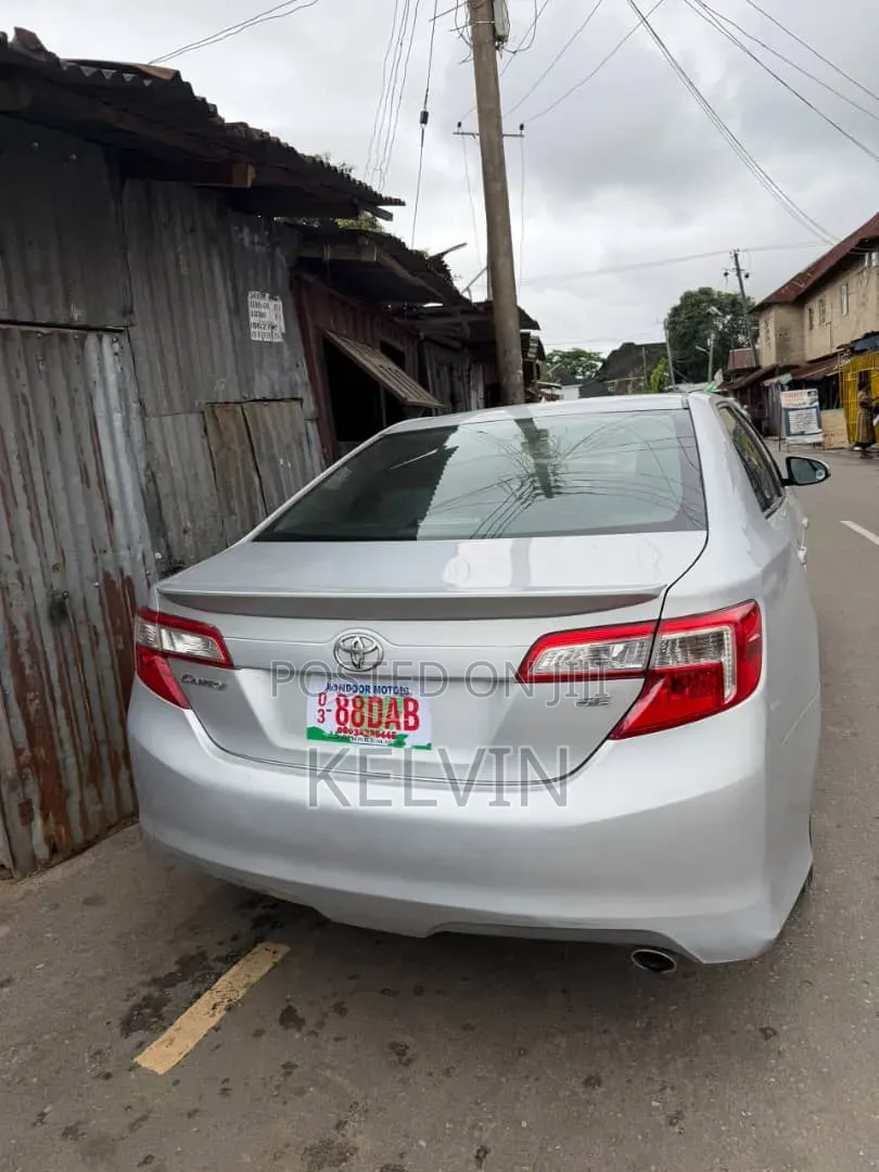 Toyota Camry 2013 Silver