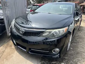 Toyota Camry SE Sport 4dr Sedan (2.5L 4cyl 6A) 2014 Black