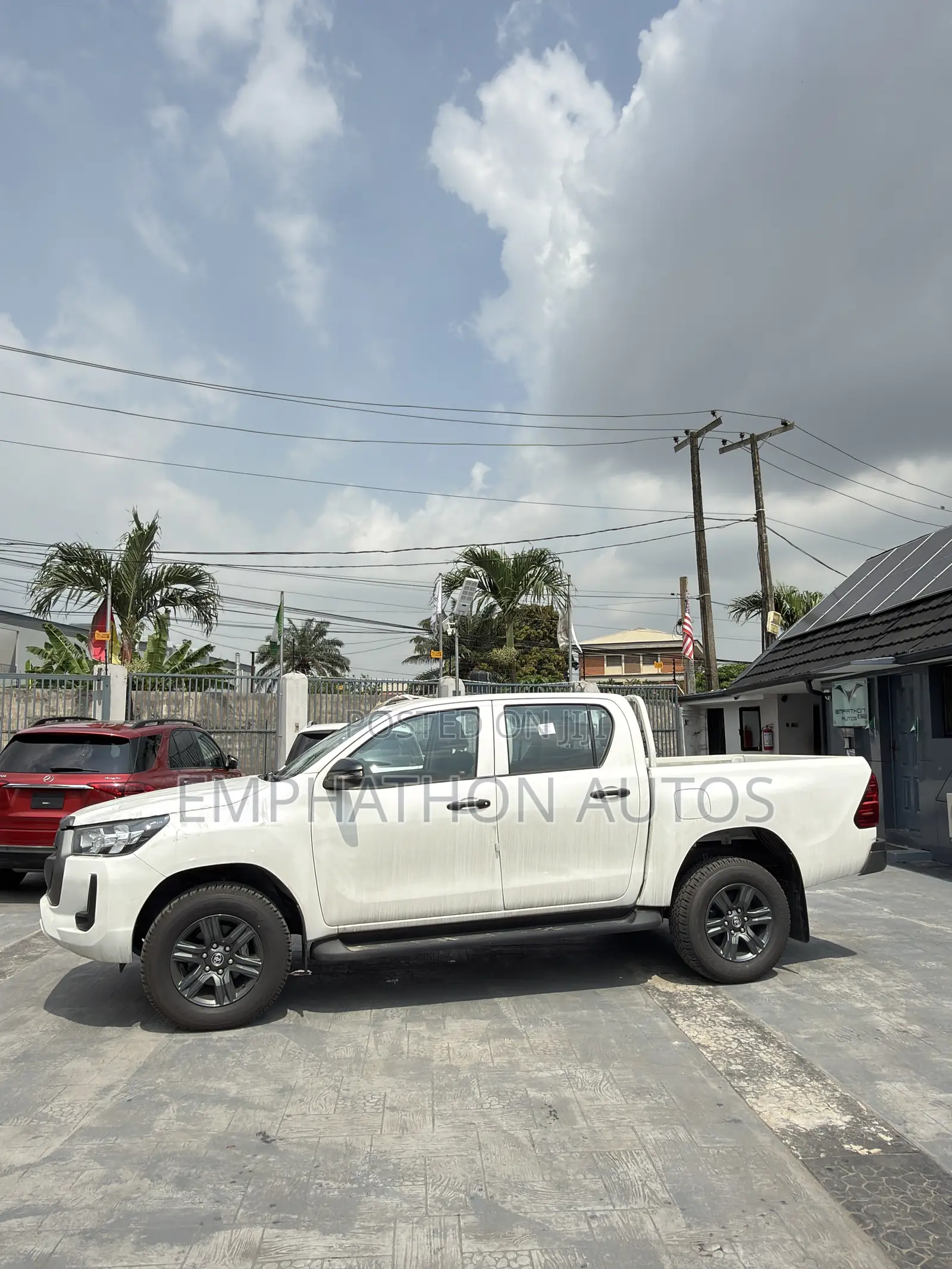 New Toyota Hilux 2025 White