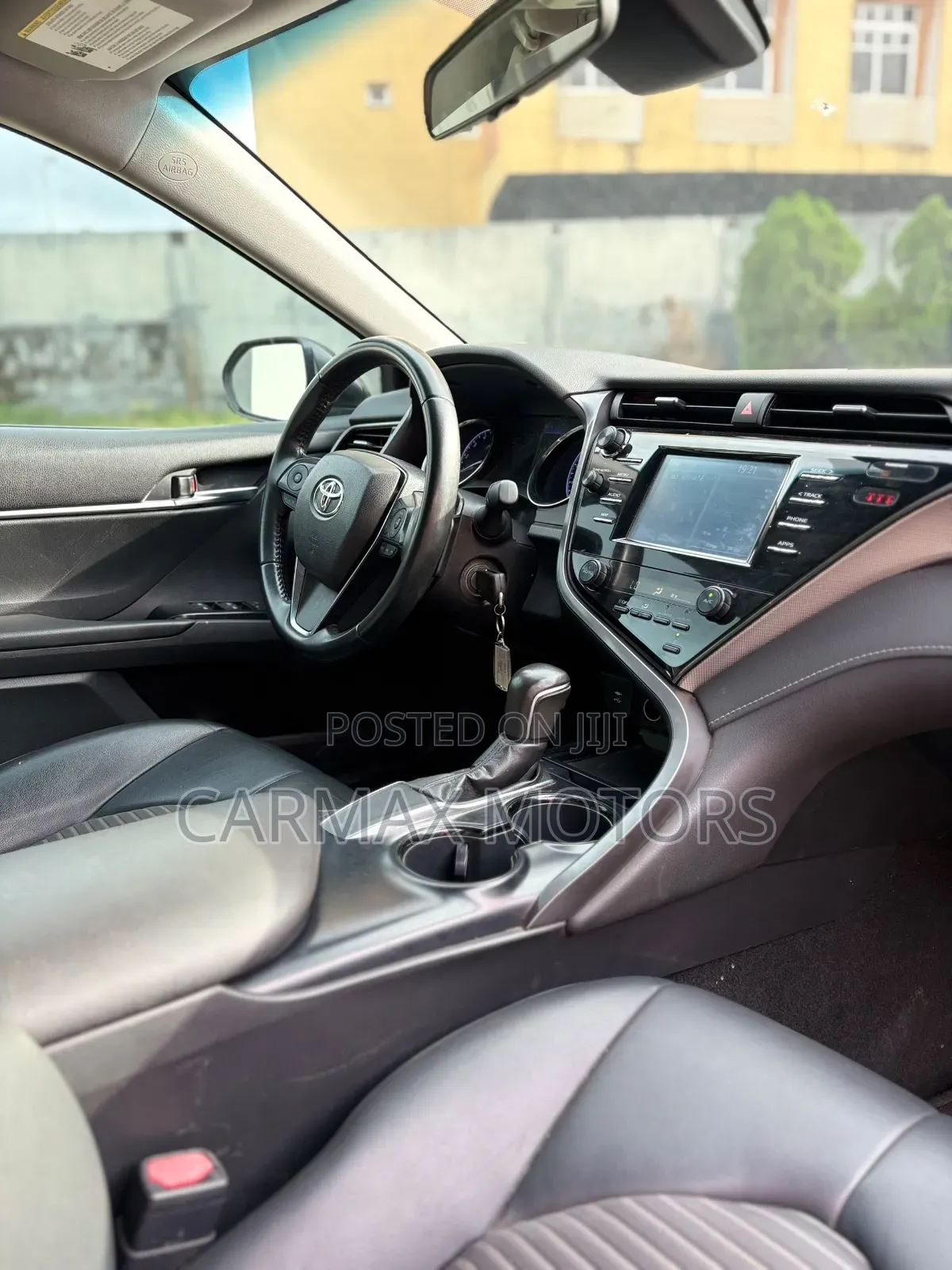 Toyota Camry SE (2.5L 4cyl 8A) 2019 Black