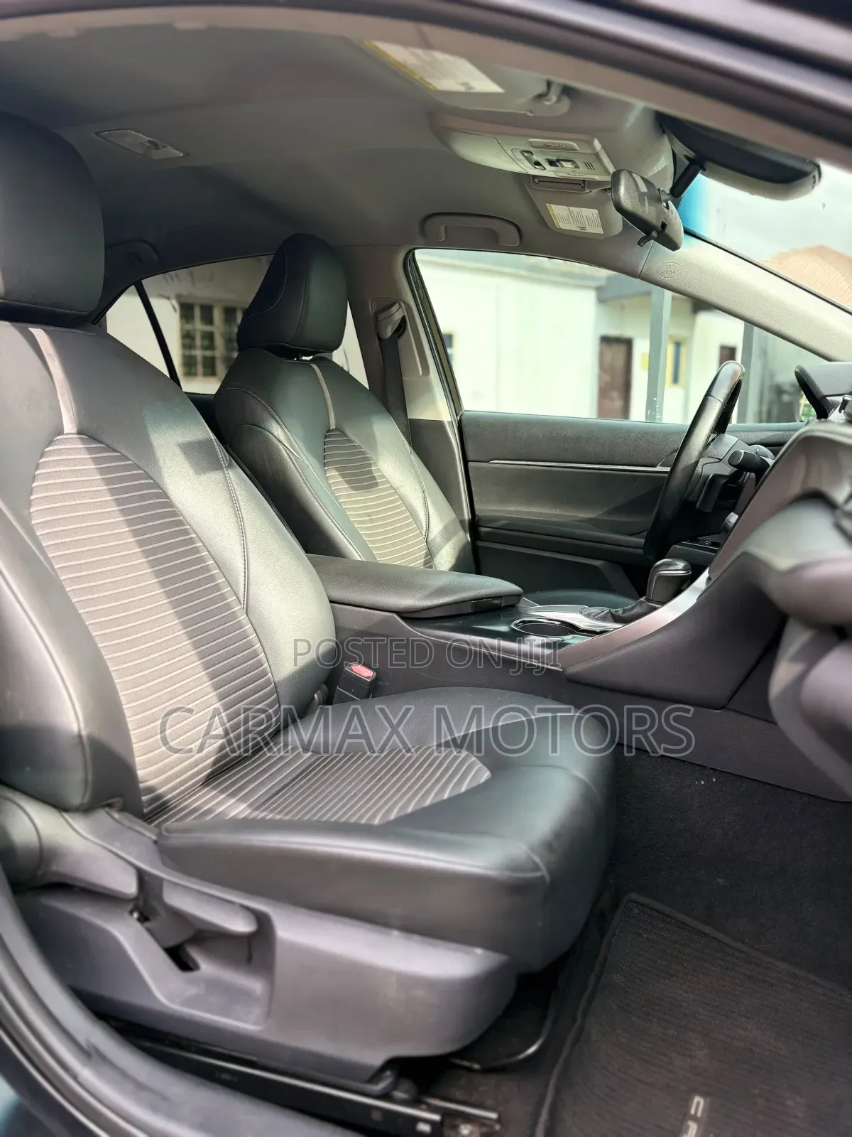 Toyota Camry SE (2.5L 4cyl 8A) 2019 Black
