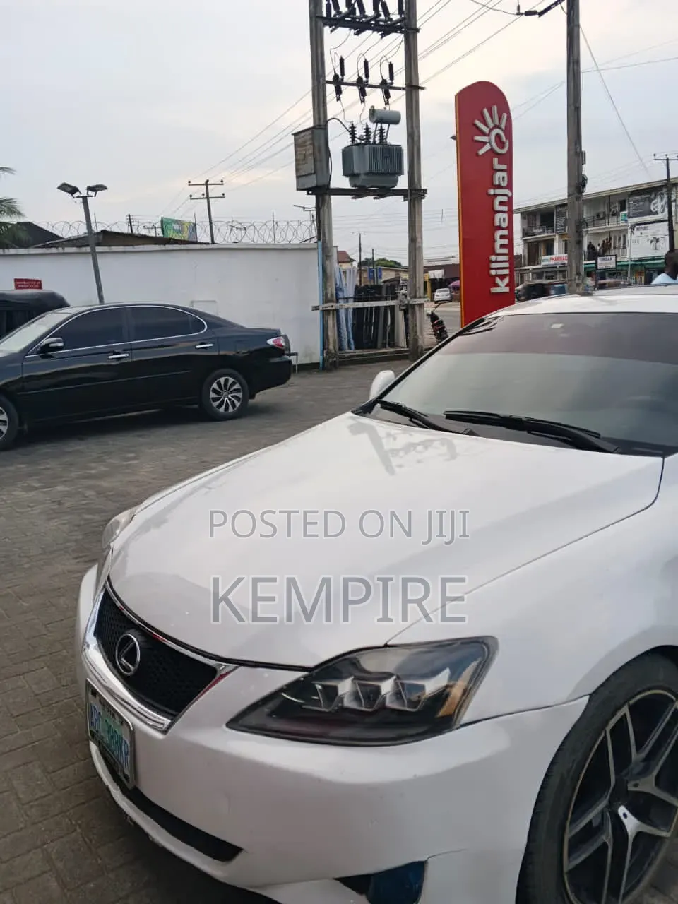 Lexus IS 2018 White