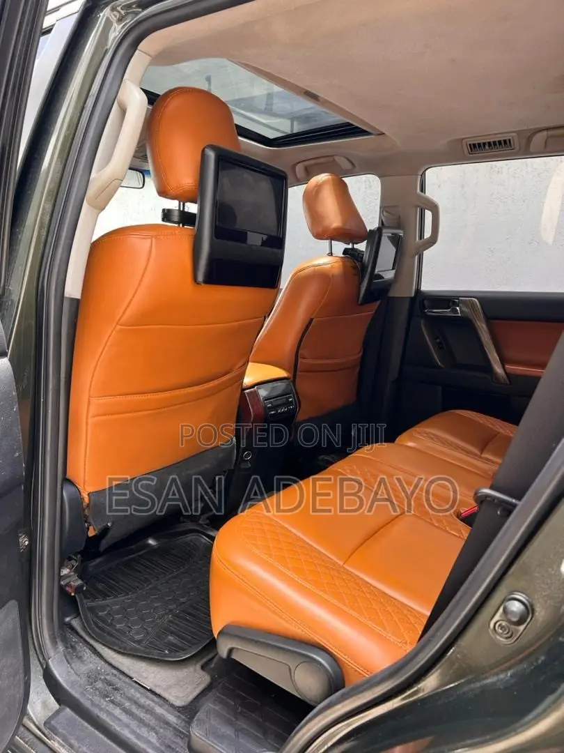 Toyota Land Cruiser Prado 2017 Black