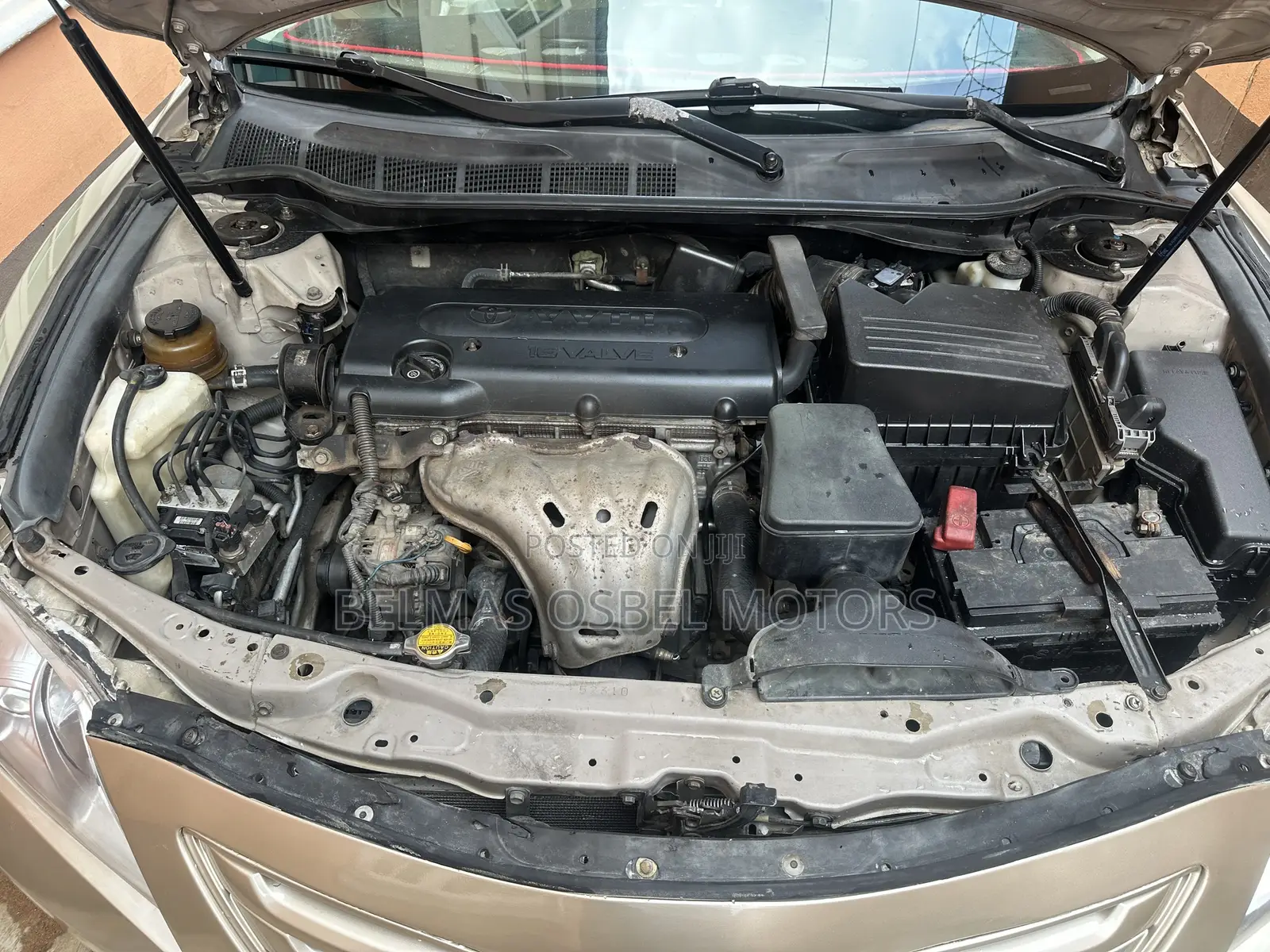 Toyota Camry LE 4dr Sedan (2.4L 4cyl 5A) 2008 Gold