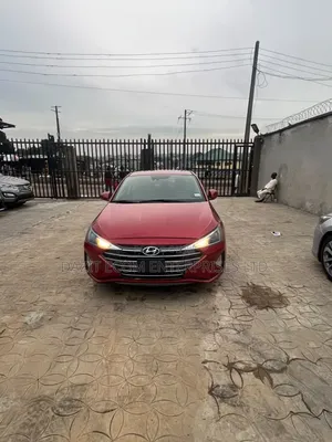 Hyundai Elantra SE 2019 Red