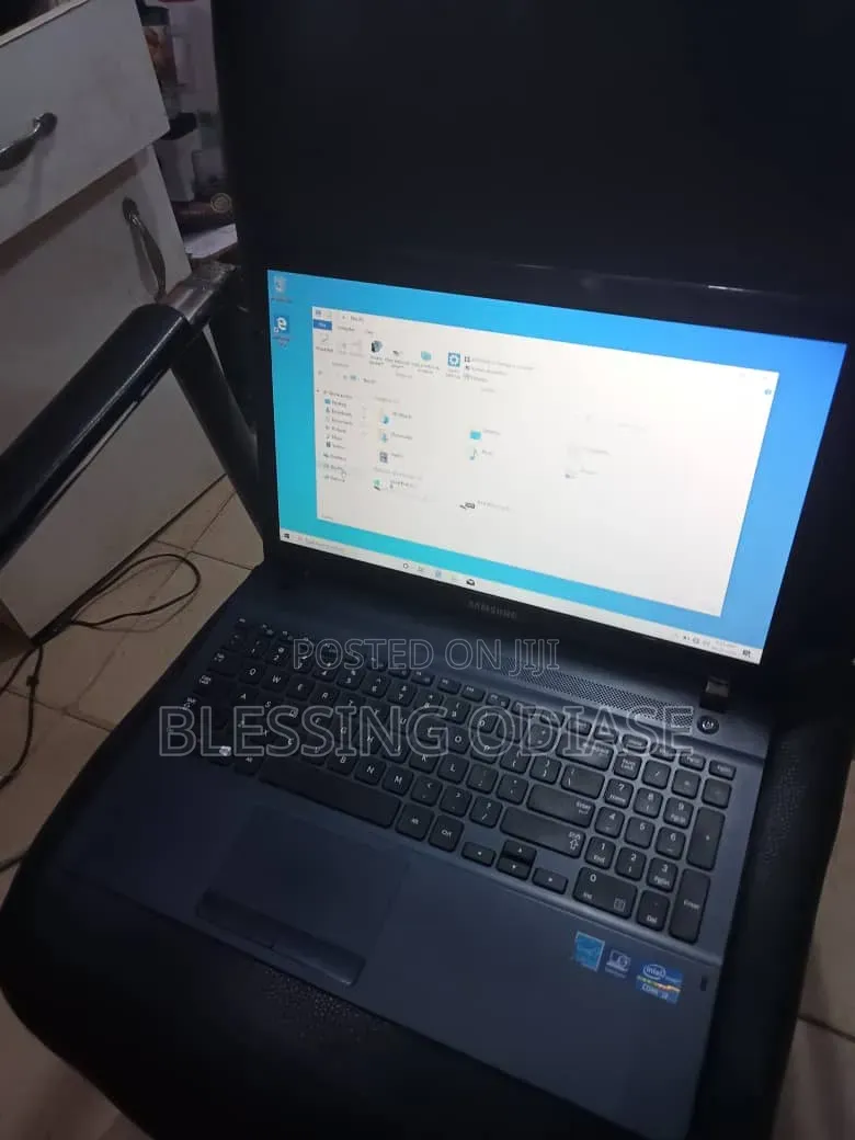 Laptop Samsung 6GB Intel Core i7 HDD 750GB