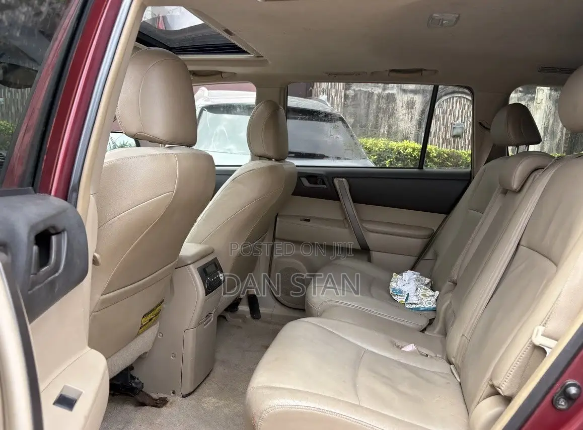 Toyota Highlander 2008 Red