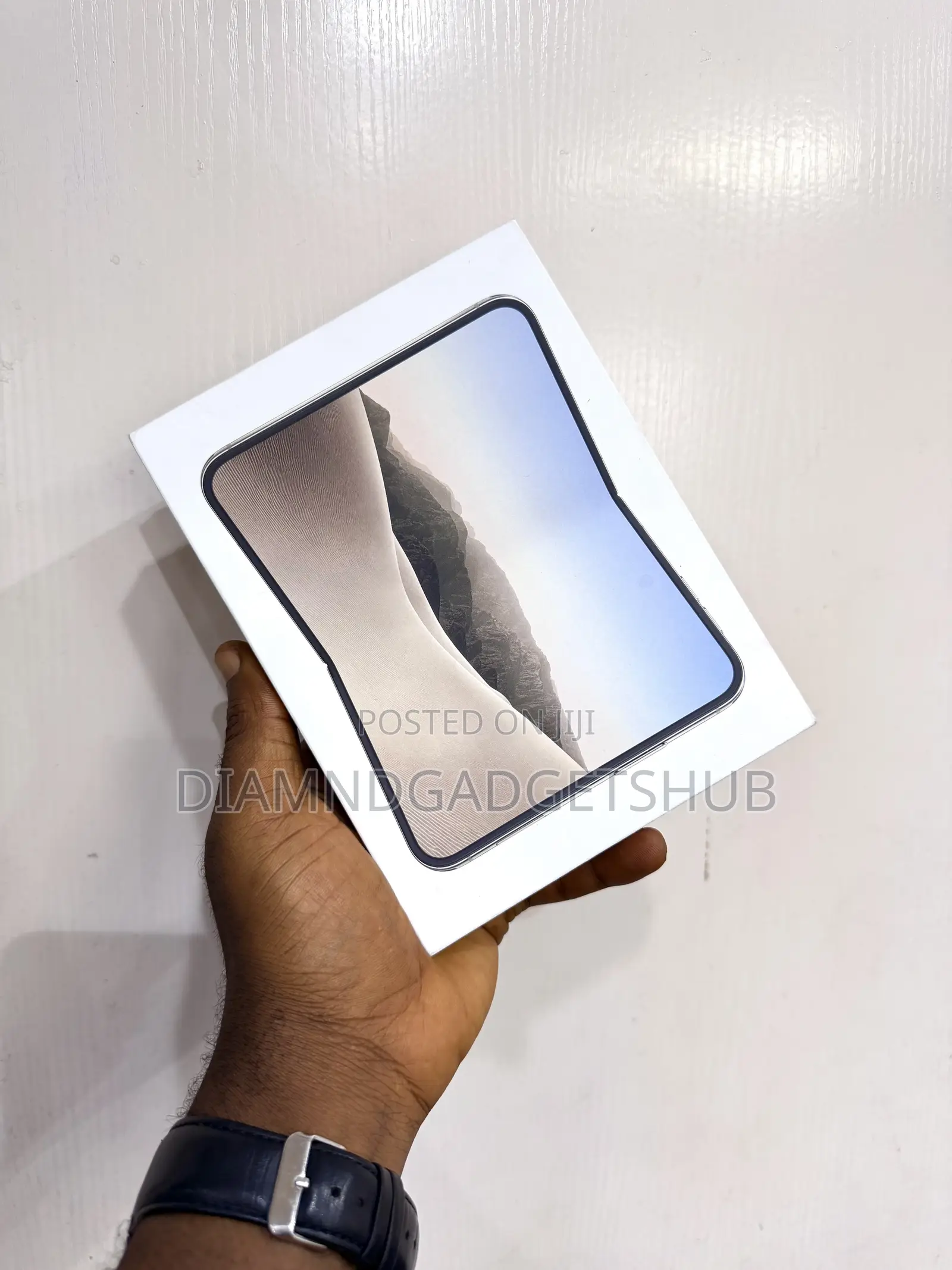 New Apple iPhone Duo 512 GB White