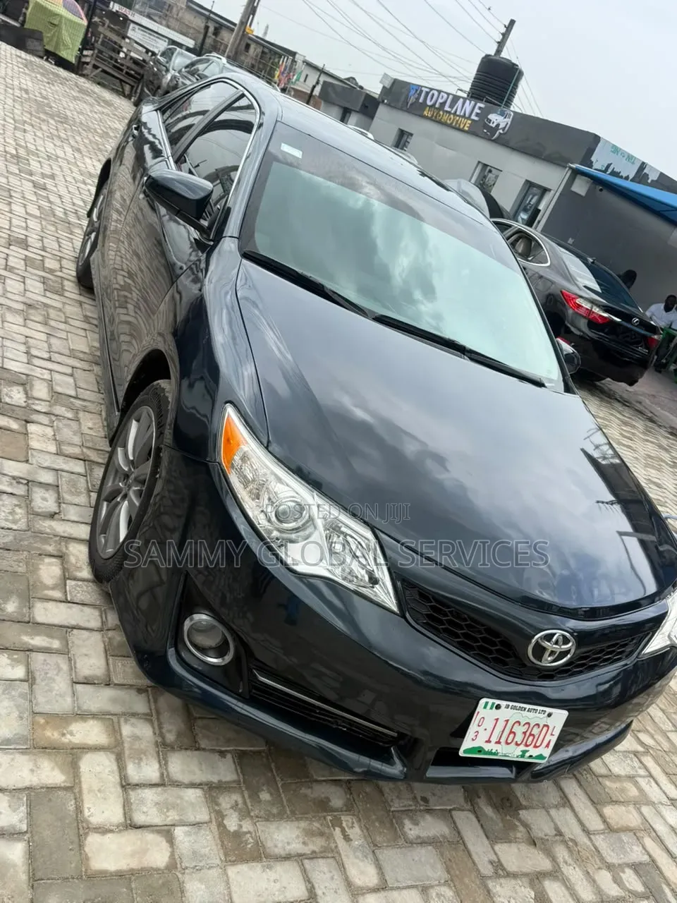 Toyota Camry SE 4dr Sedan (2.5L 4cyl 6A) 2013