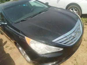 Hyundai Sonata GLS Sedan FWD (2.4L 4cyl 6A) 2012 Black