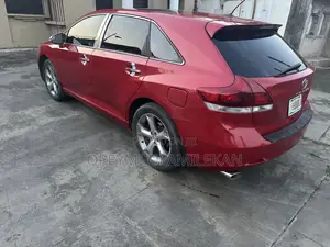 Toyota Venza Limited AWD V6 2013 Red