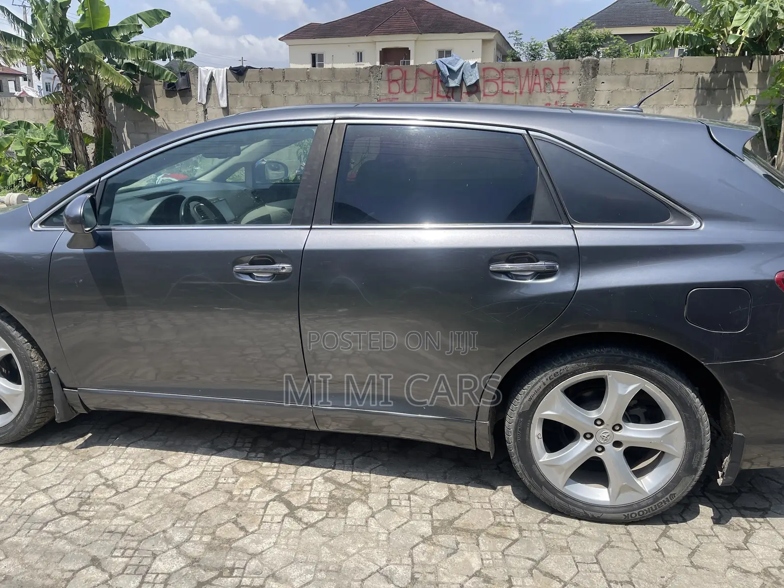 Toyota Venza AWD 2011 Gray