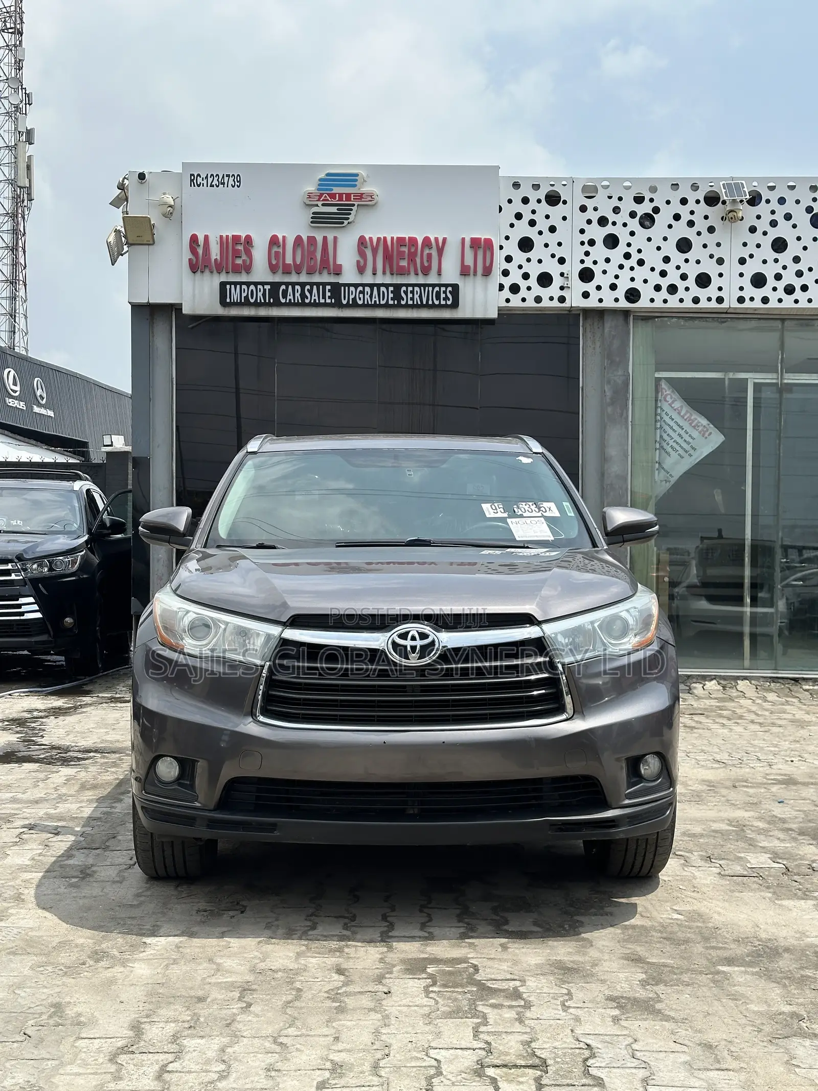 Toyota Highlander XLE V6 4x4 (3.5L 6cyl 6A) 2016 Matt Black