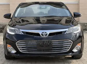 Toyota Avalon Limited 4dr Sedan (3.5L 6cyl 6A) 2015 Black