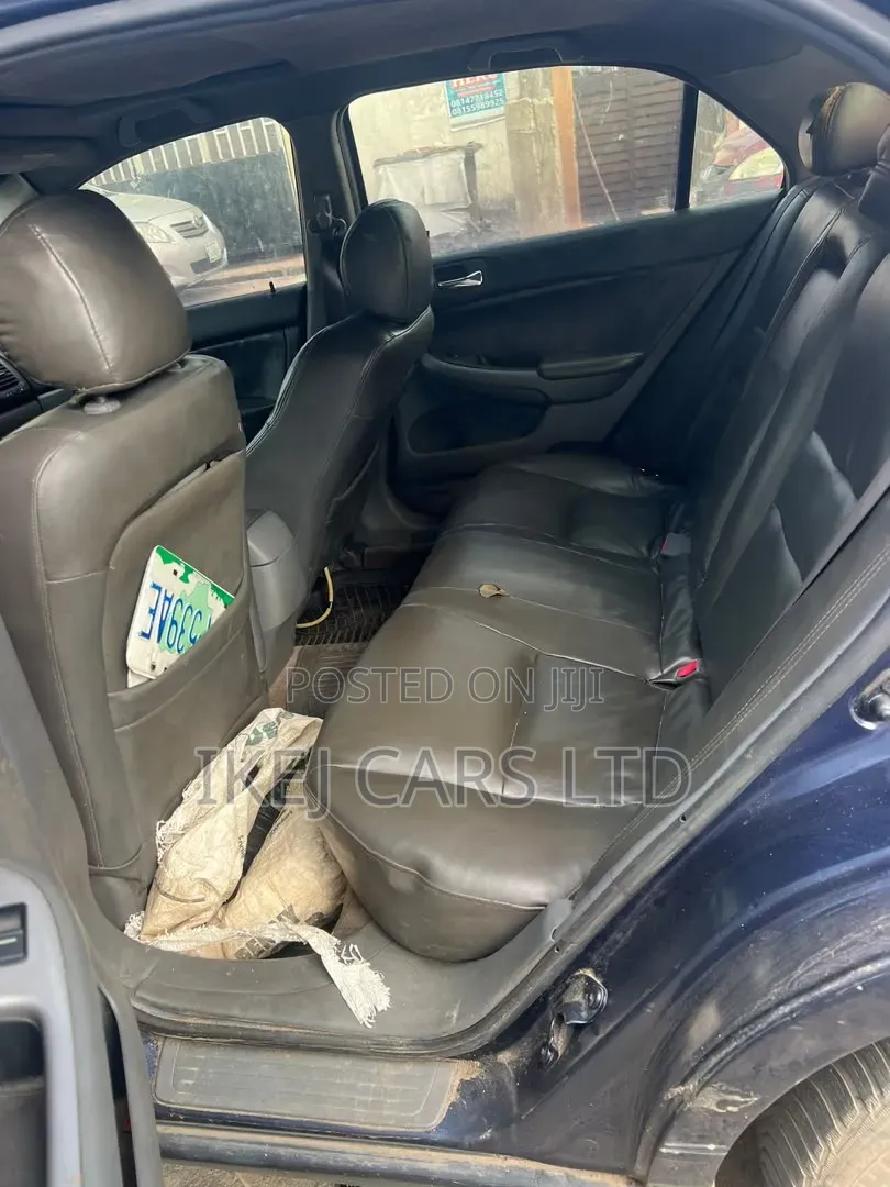 Honda Accord 2004 Black