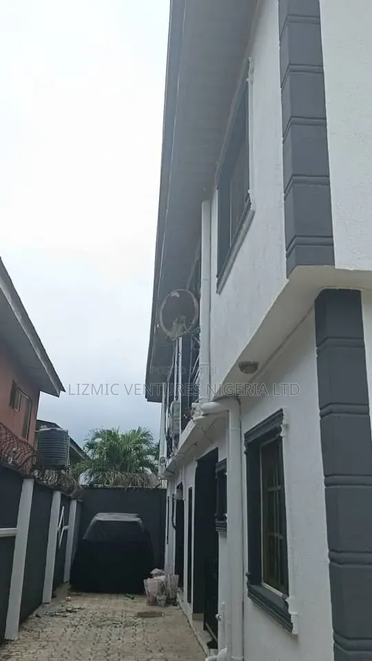 Furnished 1bdrm Block of Flats in Adexson, Igando / Ikotun/Igando