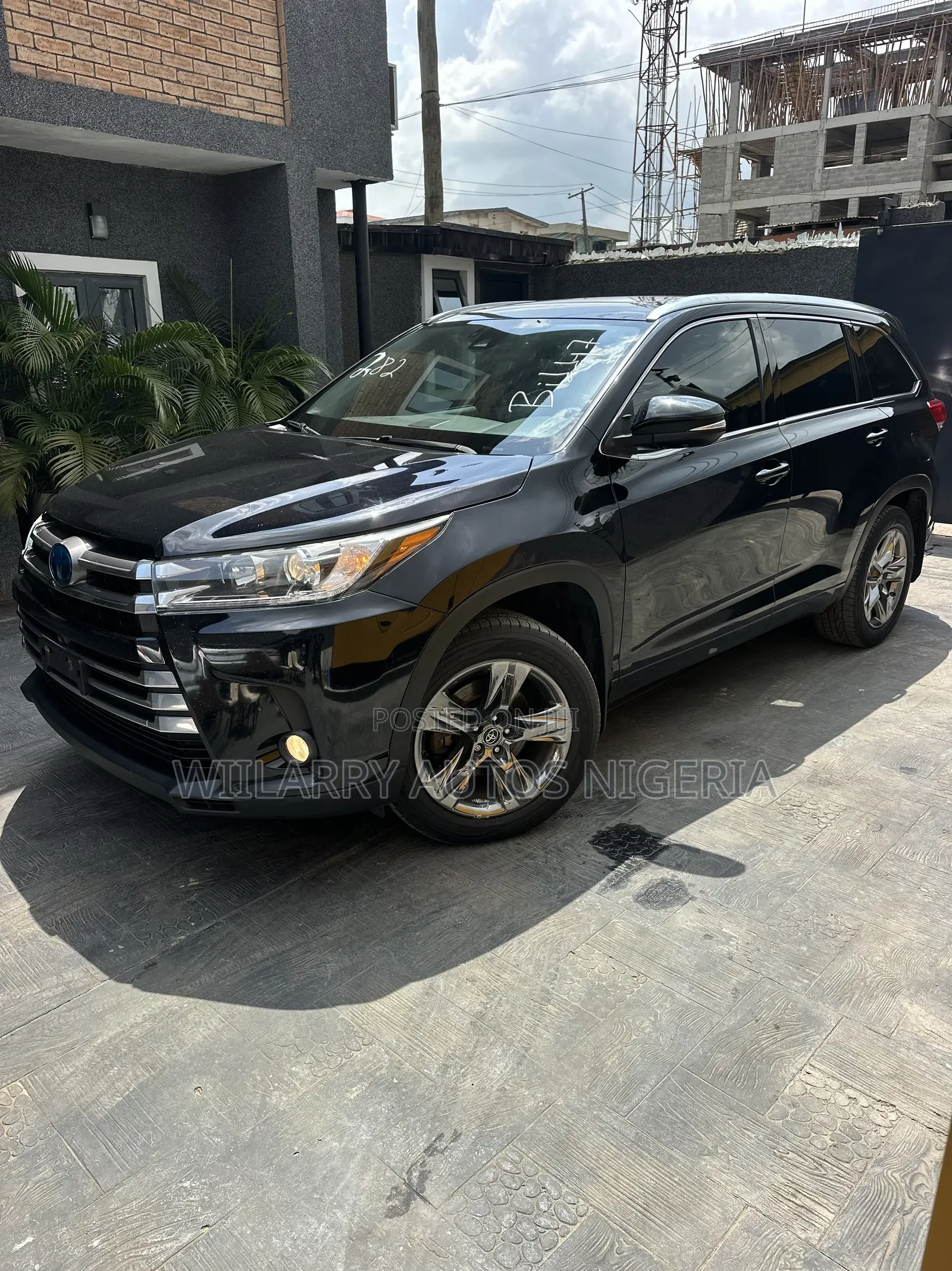Toyota Highlander Limited Platinum 4x4 V6 (3.5L 6cyl 8A) 2017 Black