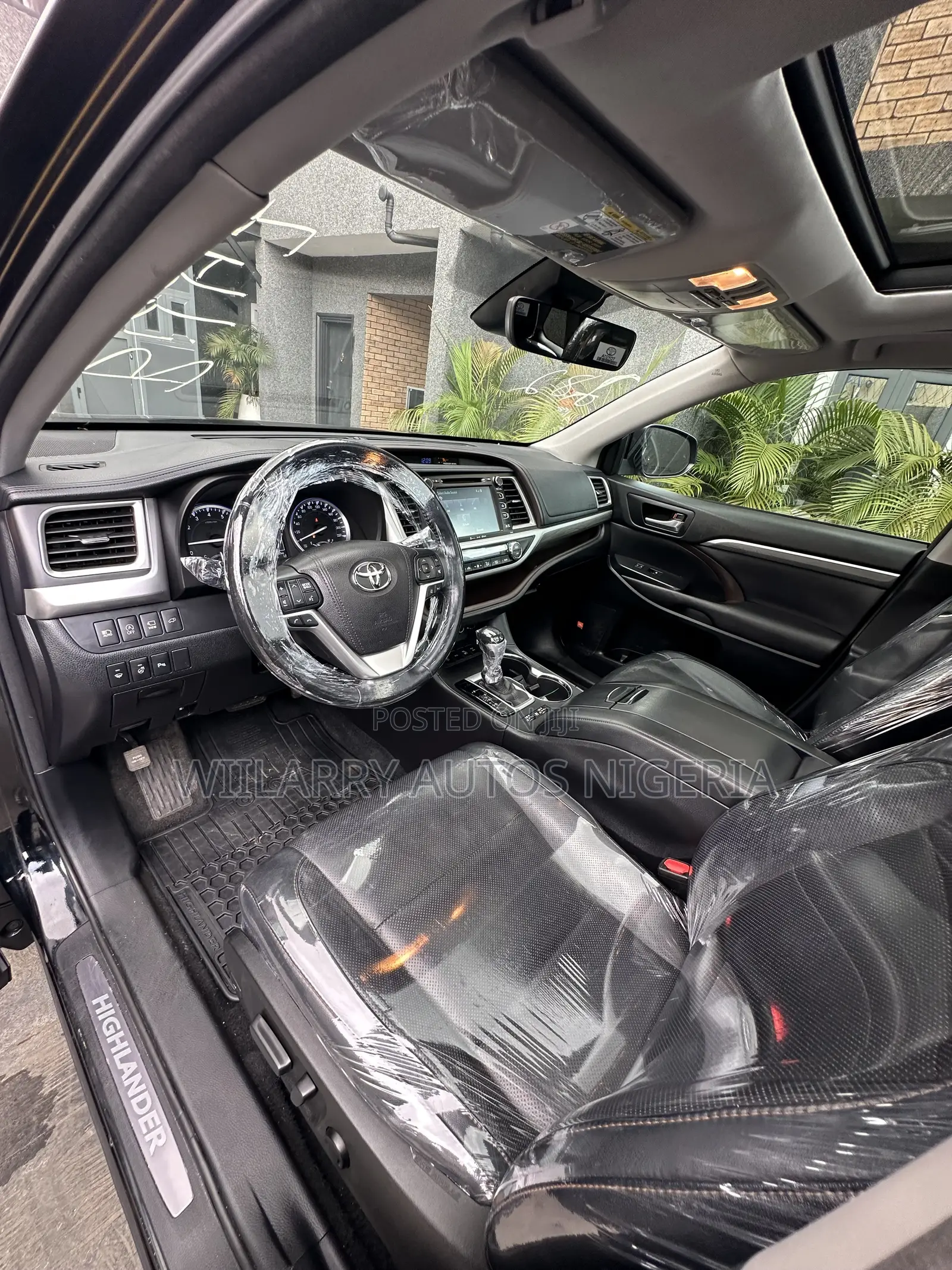 Toyota Highlander Limited Platinum 4x4 V6 (3.5L 6cyl 8A) 2017 Black
