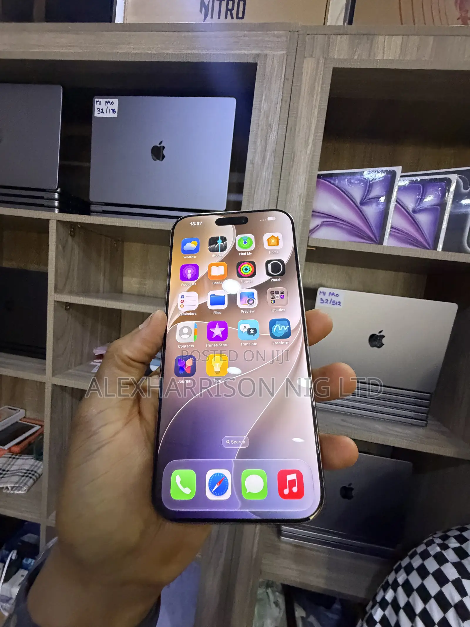 Apple iPhone 16 Pro Max 256 GB Gold