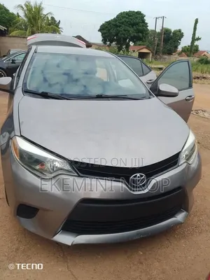 Toyota Corolla 2014 Brown